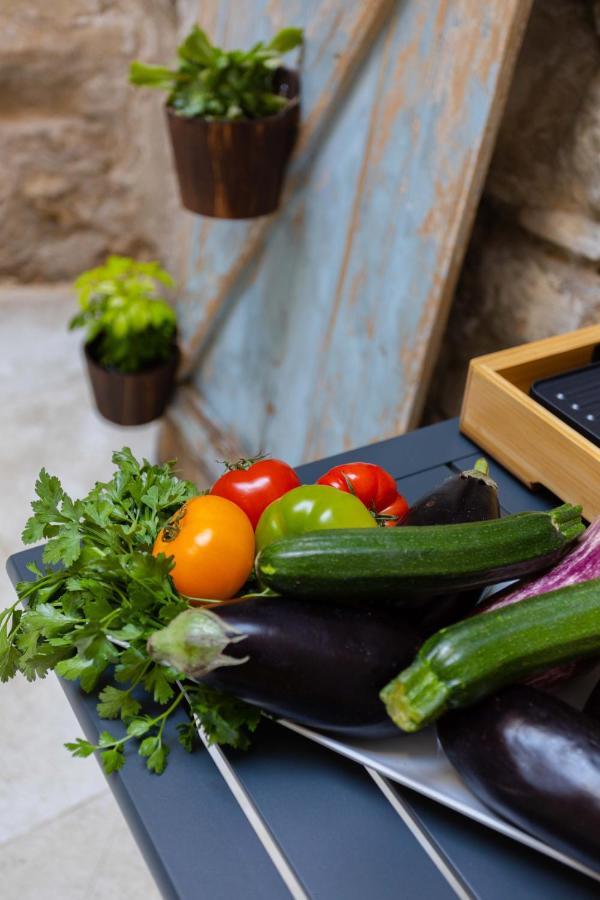 Jardin Secret Studio Terrasse Panier Vieux-Port Marseille Bagian luar foto
